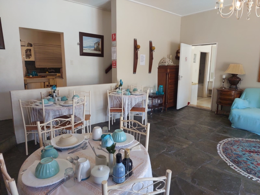 8 Bedroom Property for Sale in Country Club Western Cape